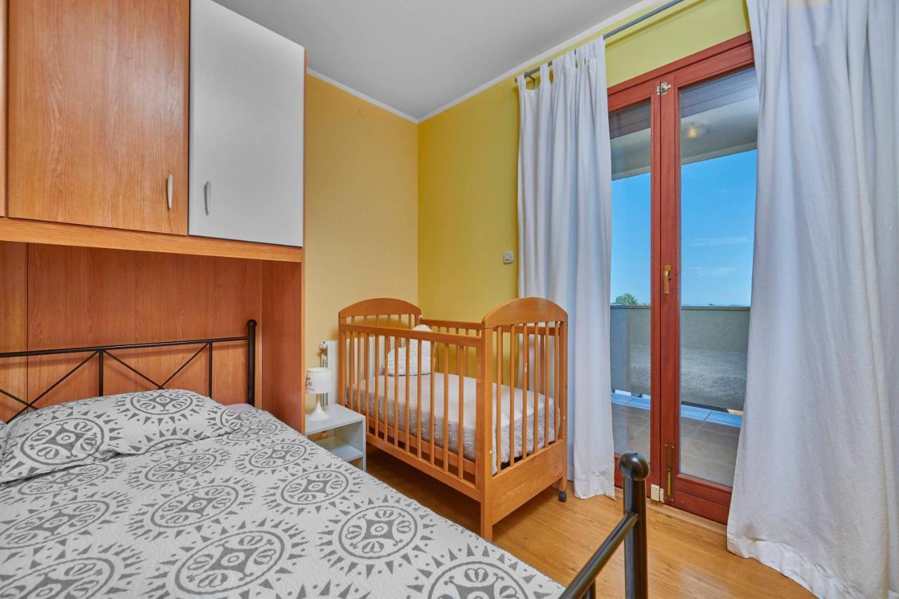 Holiday House Emma Burići Екстериор снимка